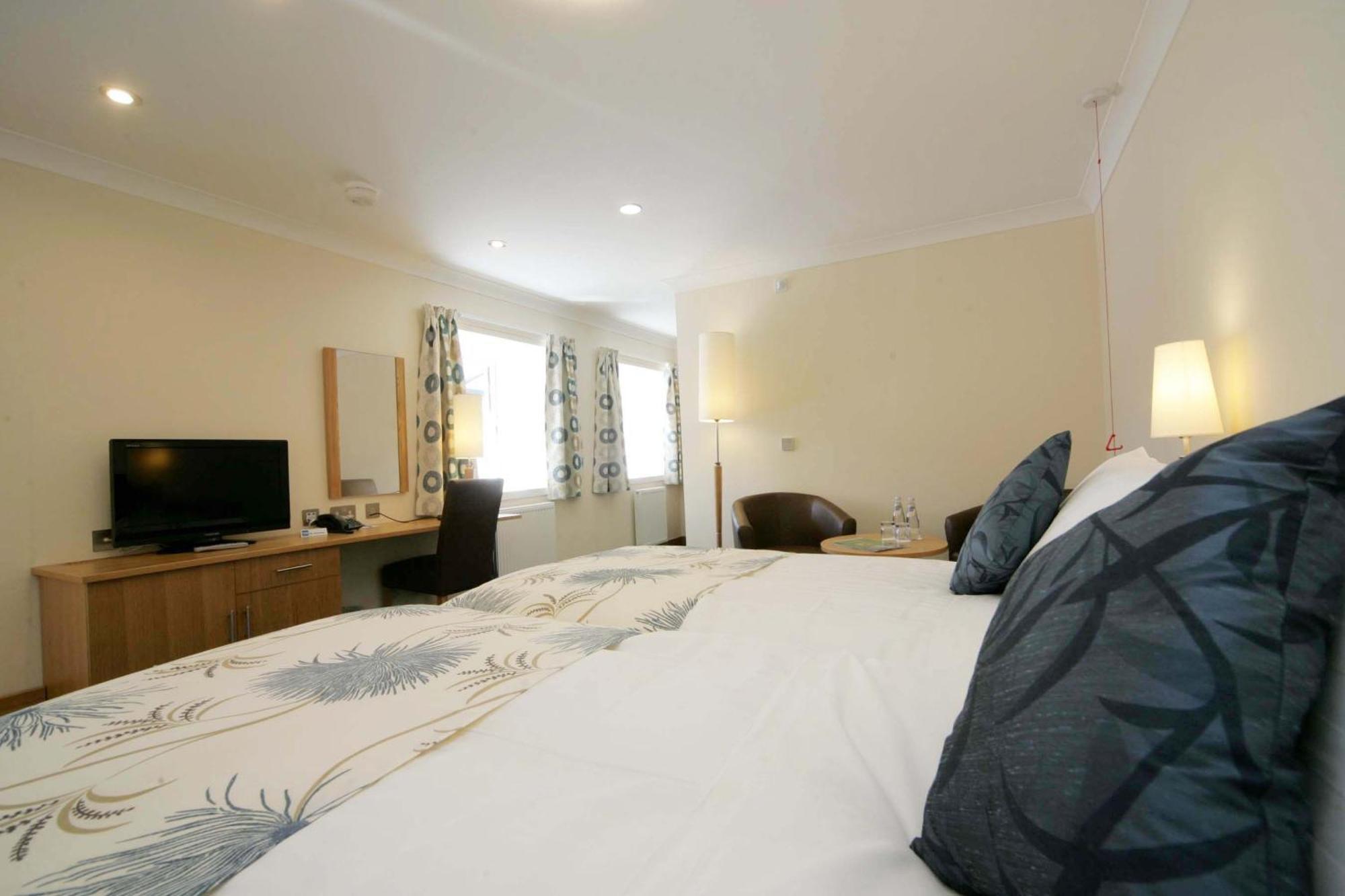 Woodland Bay Hotel Girvan Phòng bức ảnh